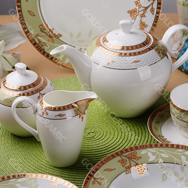 Tea and coffee set
